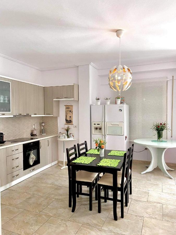 Iraa'S Apartment Саранда Экстерьер фото