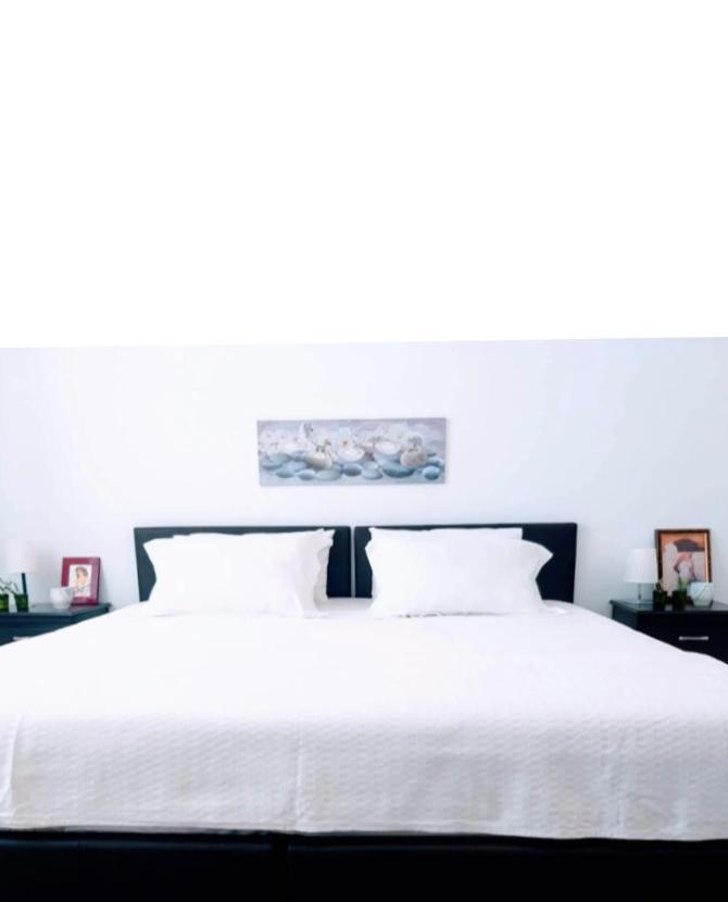 Iraa'S Apartment Саранда Экстерьер фото
